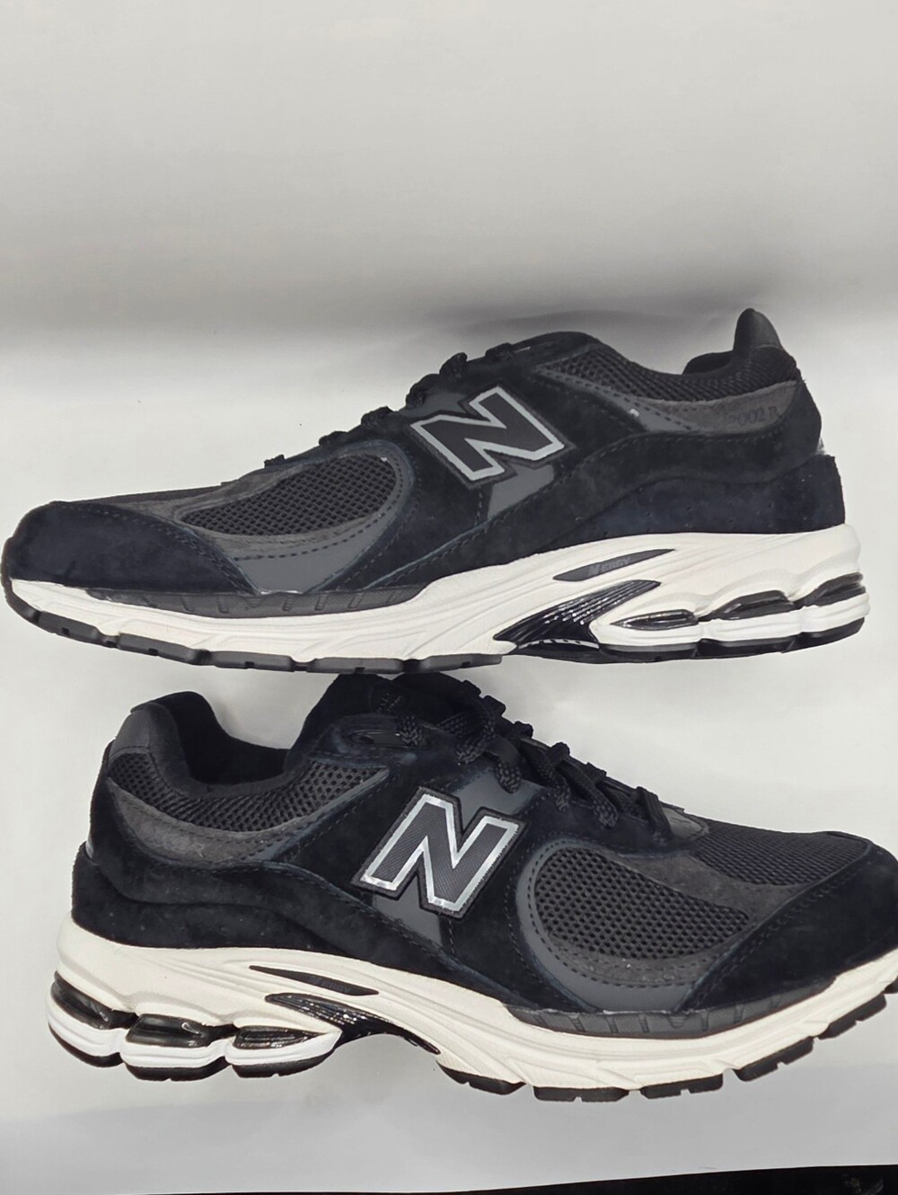 New Balance 2002R Black and White Men's Athletic Sneakers